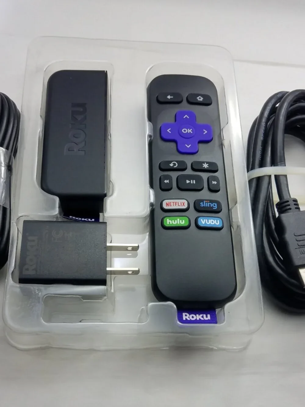 Roku 3910RW Express+ (6th Generation) HD Media Streamer - Black - Picture 1 of 6